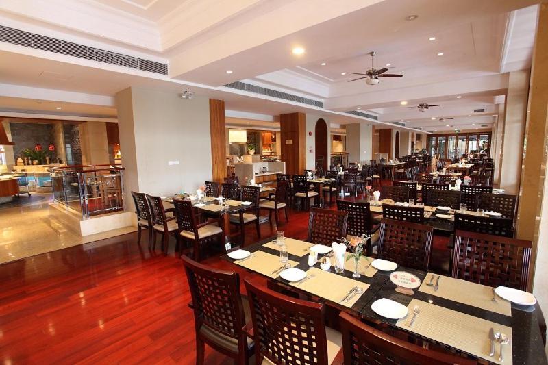Green Lake Hot Spring Hotel Foshan Extérieur photo