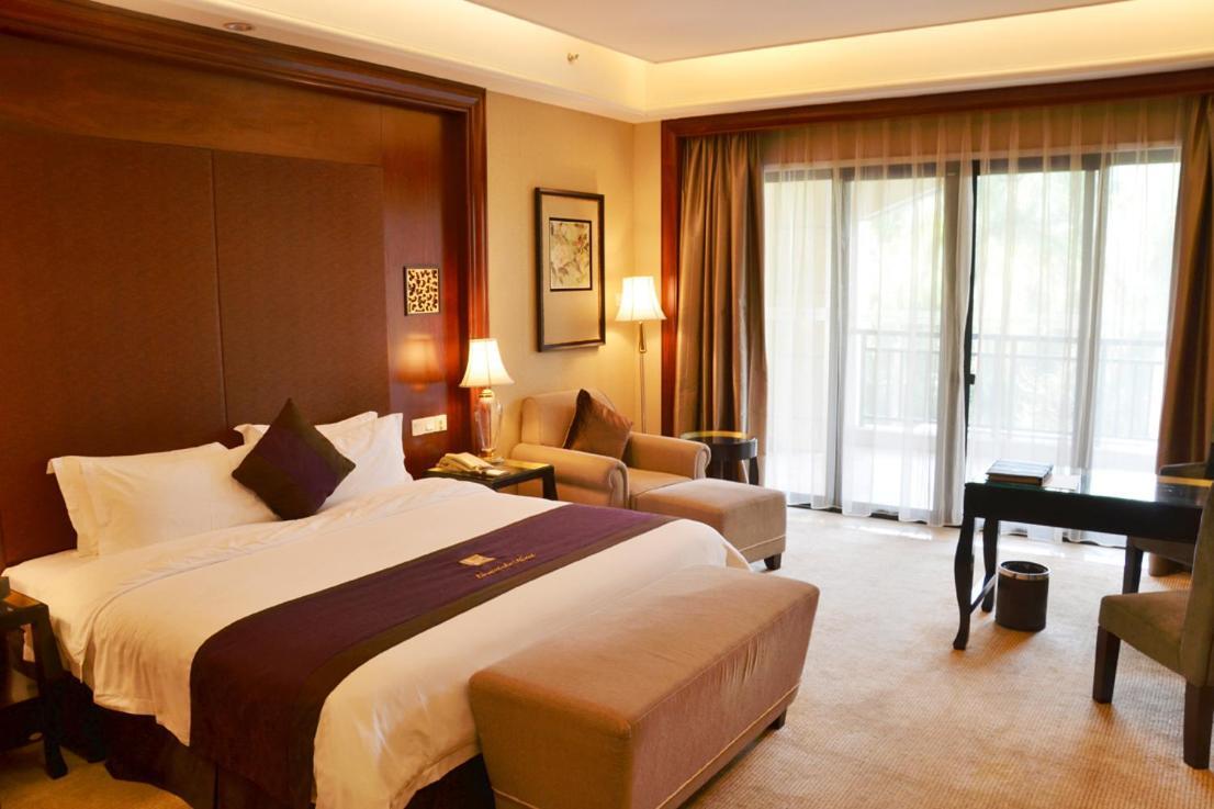 Green Lake Hot Spring Hotel Foshan Extérieur photo